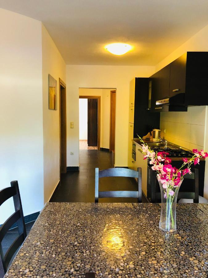 Apartment Miaantonia Vrsi Buitenkant foto