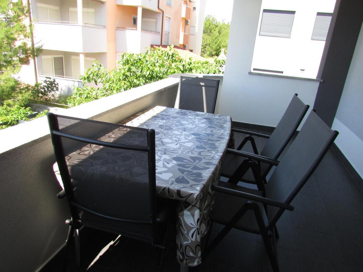 Apartment Miaantonia Vrsi Buitenkant foto